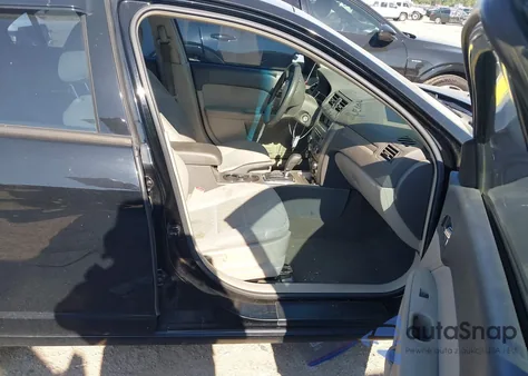 2012 Ford Fusion S z USA, uszkodzony, nr VIN 3FAHP0GA4CR119080